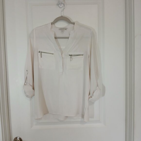 Forever 21 Essentials Blouse Women’s Medium White Long Sleeve Front Zip Pockets - Picture 1 of 7